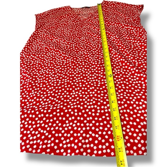 Shein Vibrant Red & White Floral Ditsy Print Front Cutout Lightweight Mini Dress - Picture 13 of 16